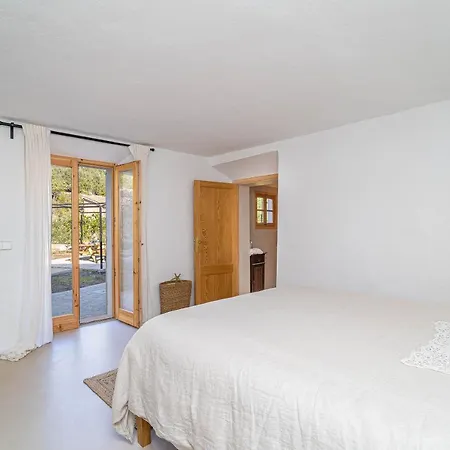 Holiday home Se Taulera Fornalutx
